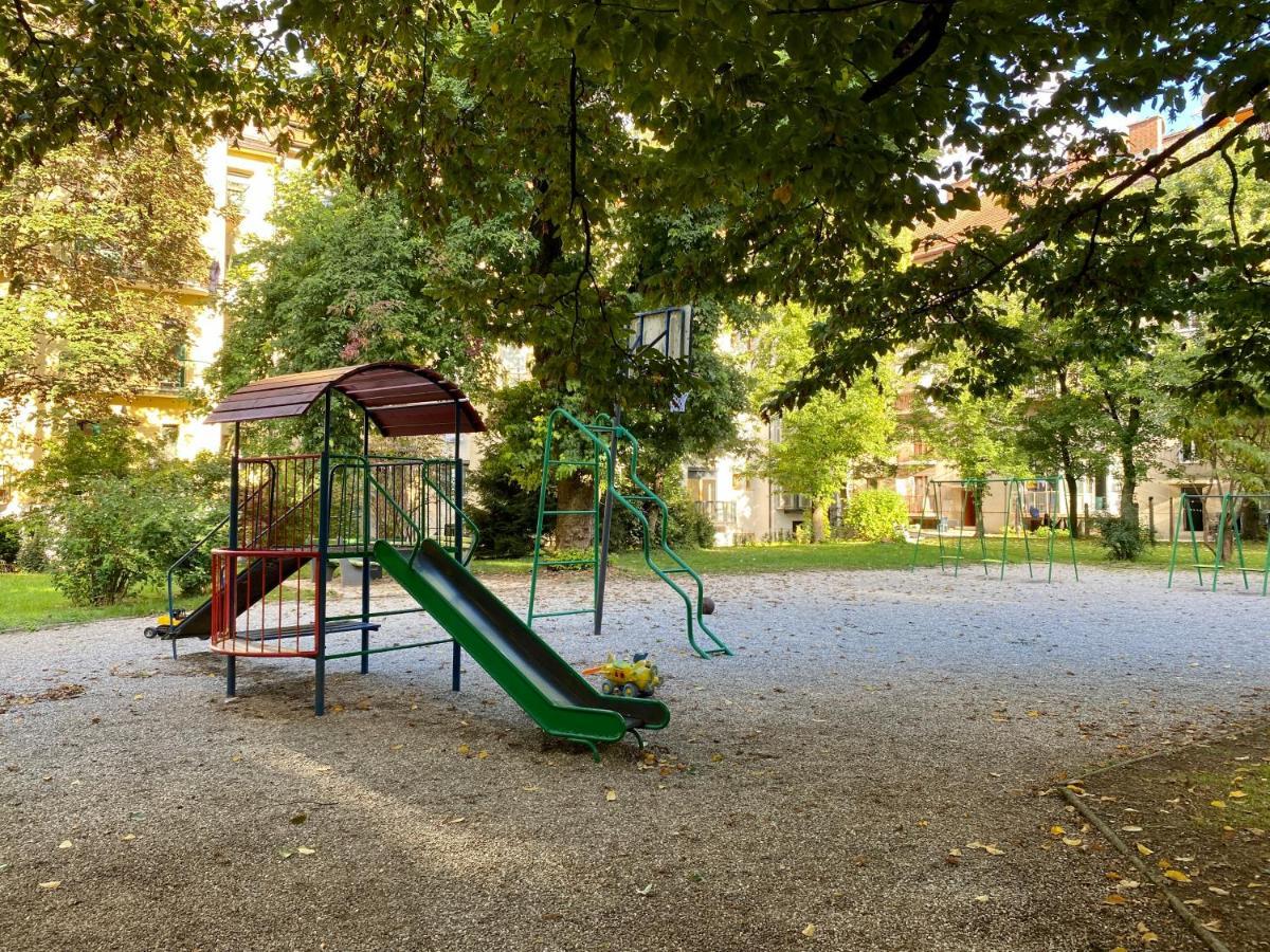 Boennium Apartments Ljubljana Bagian luar foto